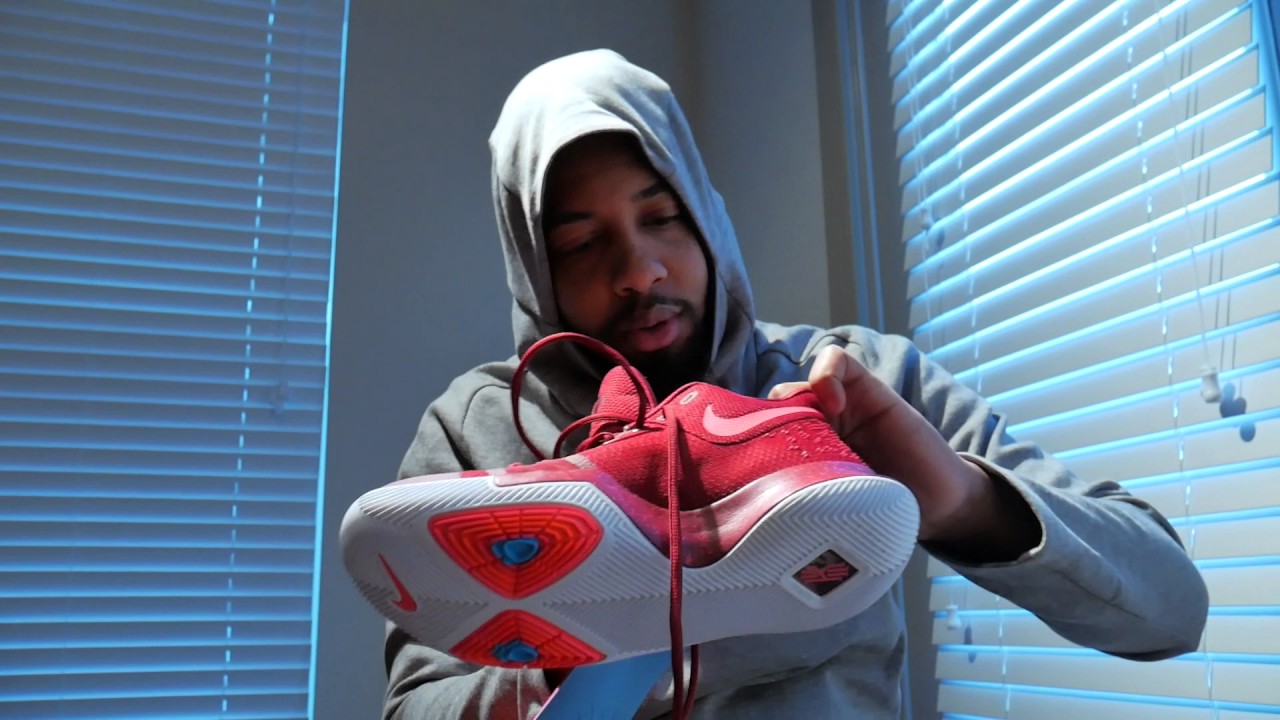 nike kyrie 3 warning