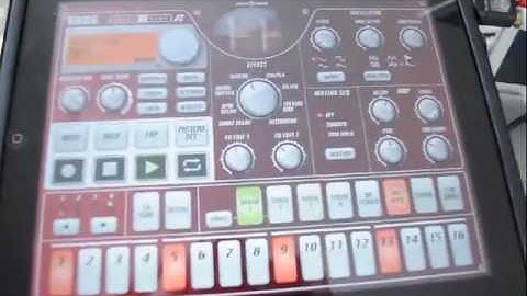 korg iElectribe for iPad demo - original techno & electro beats on a virtual electribe!