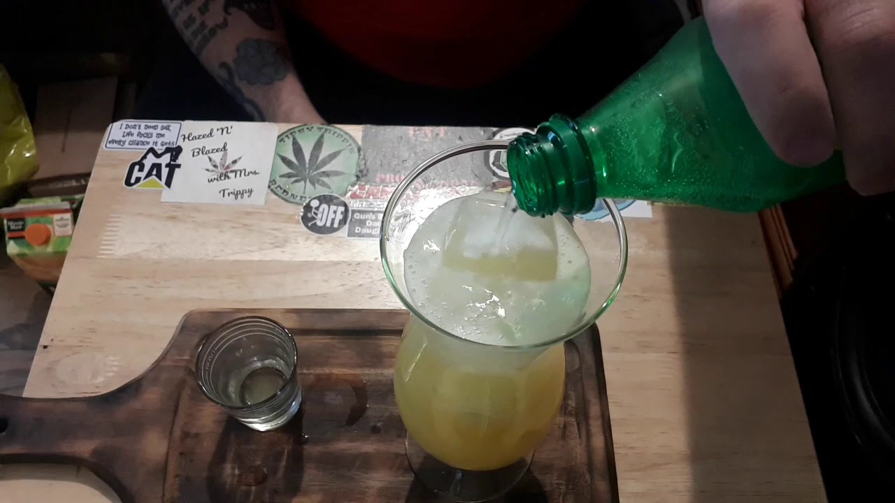 HOW TO MAKE A SUNRISE COCKTAIL TRIPPYS WAY