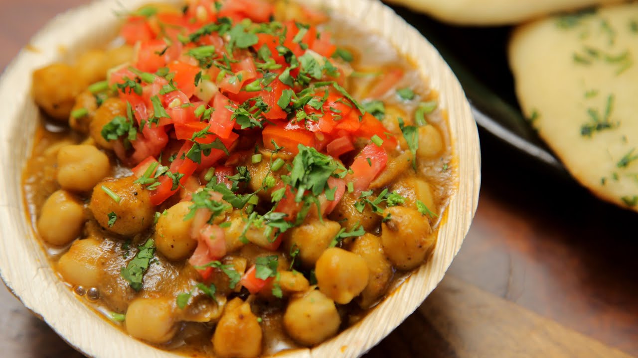 How To  Make Chole | Homemade Chole Masale Recipe | Divine Taste With Anushruti | Rajshri Food