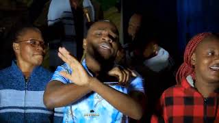 ISAAC NYARIBO PERFORMING HIS TREADING SONG TINKORERA YAYA ON IS HOME COMING 