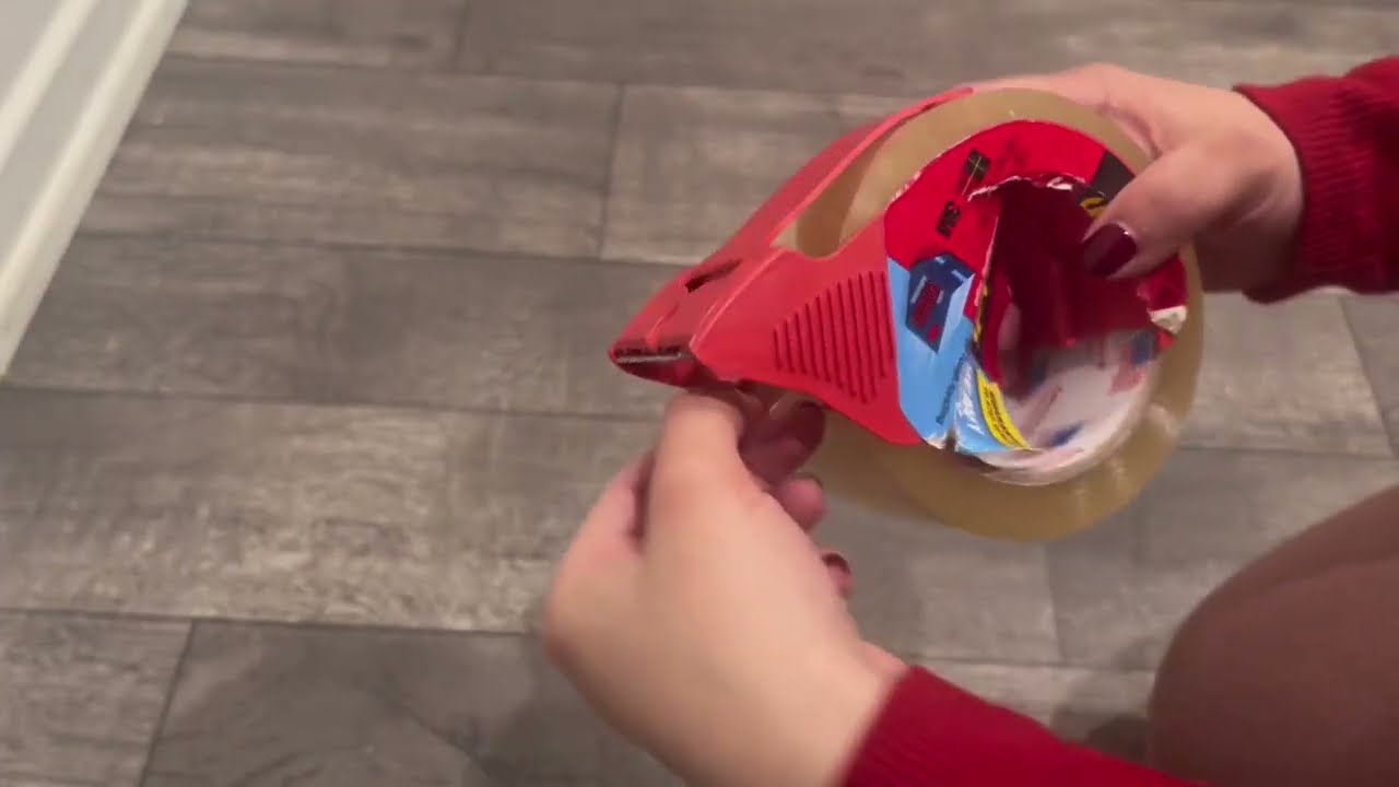 Review of Scotch Heavy Duty Packing Tape