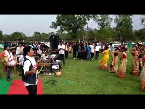 Majoni Meghe mare gajoni  Bihu live Madhab Ranjan