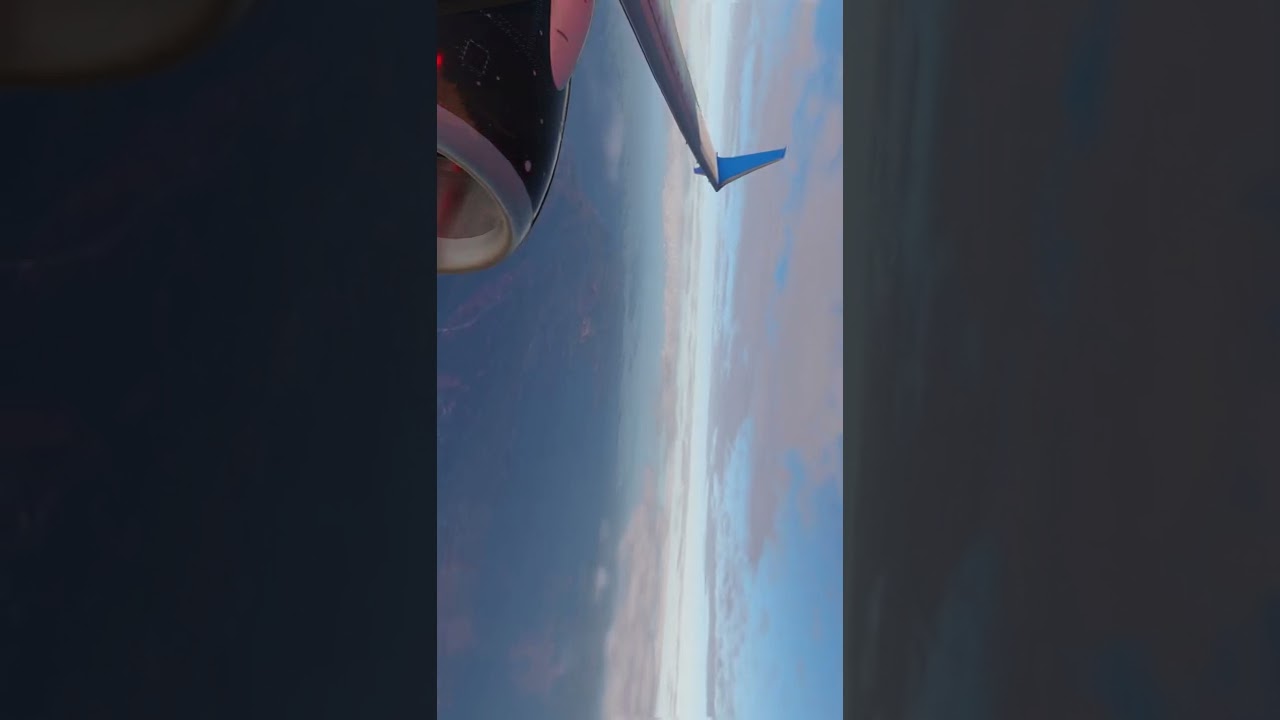Flying between Clouds | xEnviro (guess the livery)