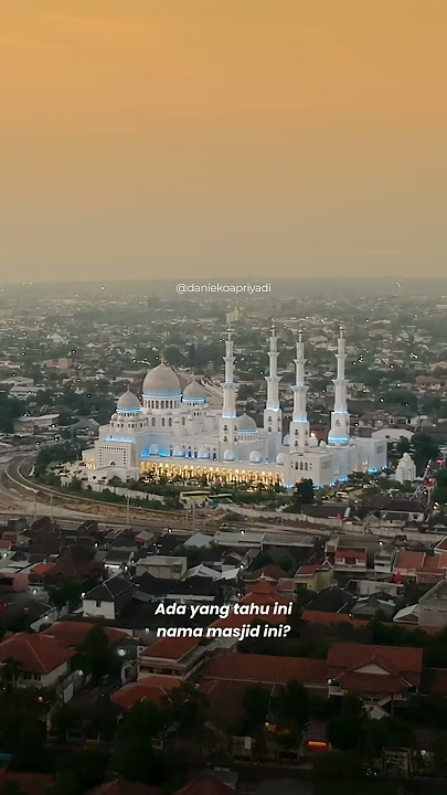 Salah satu masjid besar di kota solo #solo #surakarta #masjiddiindonesia