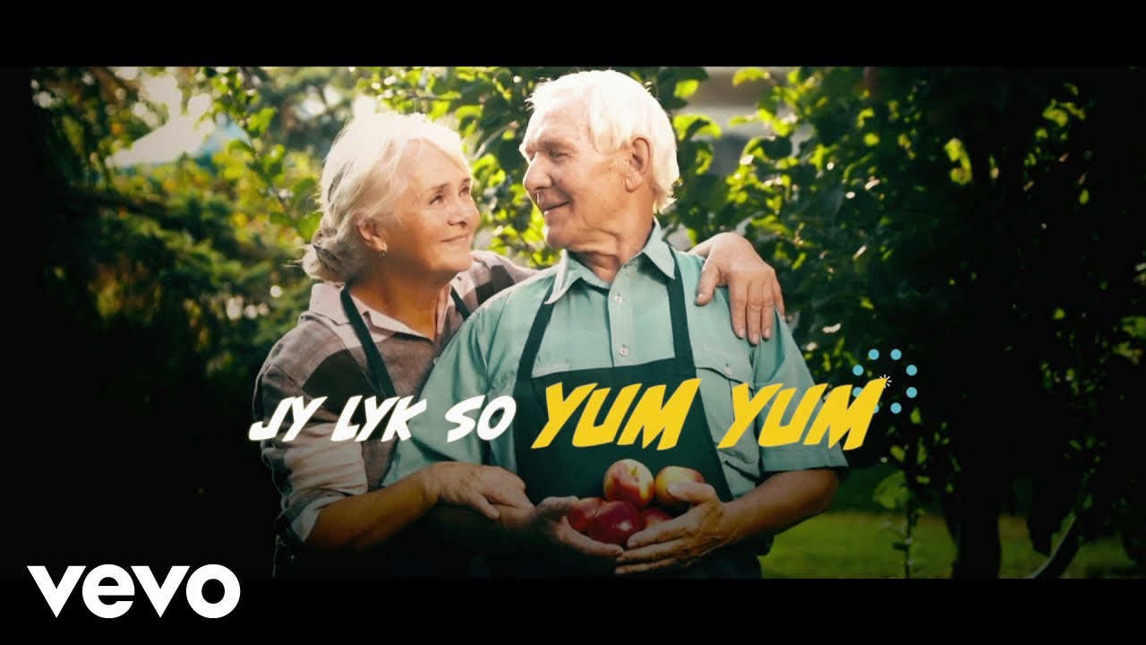 Juanita Du Plessis - Yum Yum (Lyric Video) Juanita Du Plessis - Yum Yum (Lyric Video)
