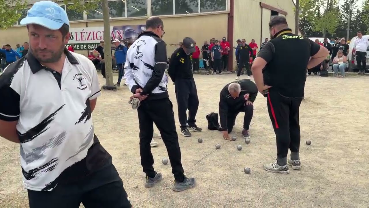 Miniature : Pétanque Department Triplettes Aude pas de commentaire Salles vs