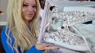 I bought $5,000 sneakers! (unboxing)