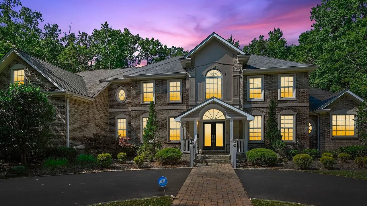 MARYLAND LUXURY HOME FOR SALE - 6BDRM, 5.5 BATH W/POOL