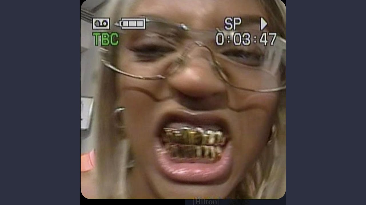 HATE ME!! auf YouTube ansehen HATE ME!! auf YouTube ansehen