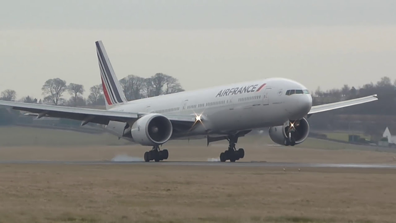 Air France Boeing 777328ER FGSQR landing/departing Edinburgh Airport