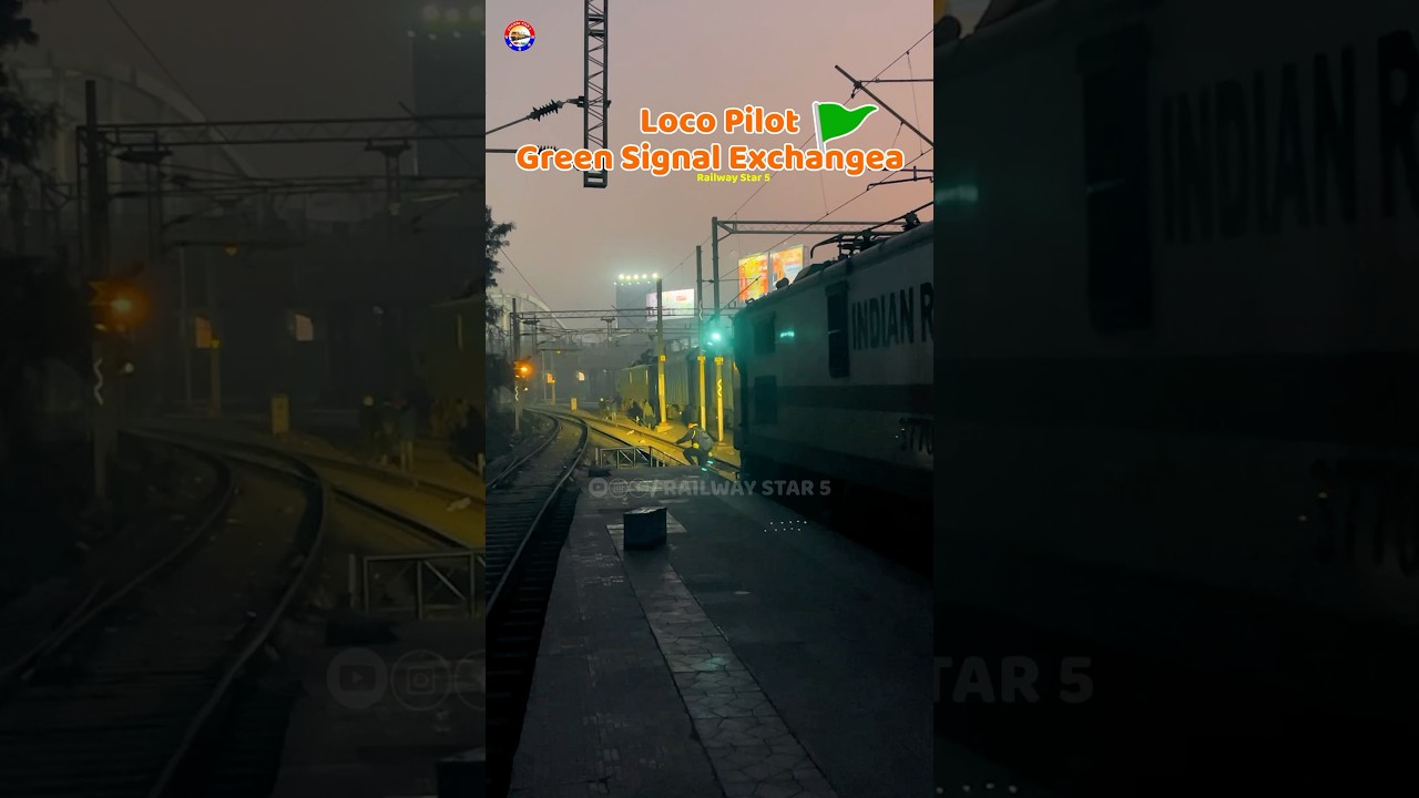Jhelum Exp Assistant Loco Pilot Green Signal Exchange 👨‍✈️😍🏁 