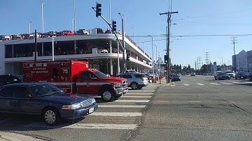 LAFD Engine 75 & Rescue 75 Responding