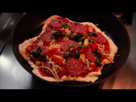 Vidéo: Comment Faire Une Pizza En 10 Minutes