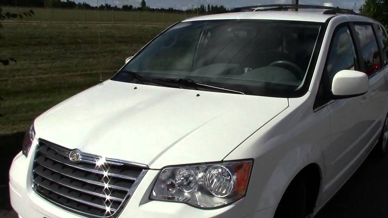 2008 Chrysler Town & Country Touring