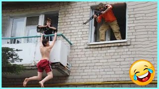видео: ПОПРОБУЙТЕ НЕ СМЕЯТЬСЯ 😂 Подборка смешных провалов🤭 Люди, которые являются идиотами #77 картинка: ПОПРОБУЙТЕ НЕ СМЕЯТЬСЯ 😂 Подборка смешных провалов🤭 Люди, которые являются идиотами #77