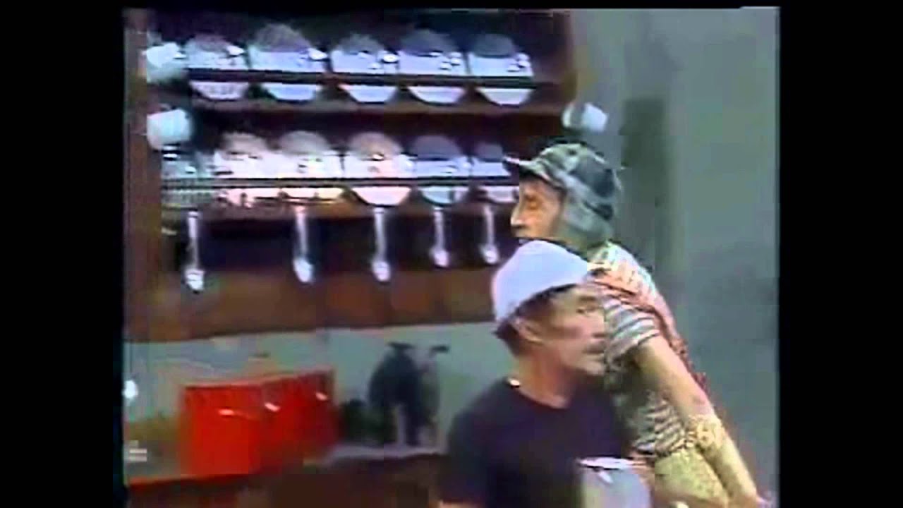 3 CHAVES      O livro da Chiquinha      Seu Madruga boxeador    Nasca de banana 02