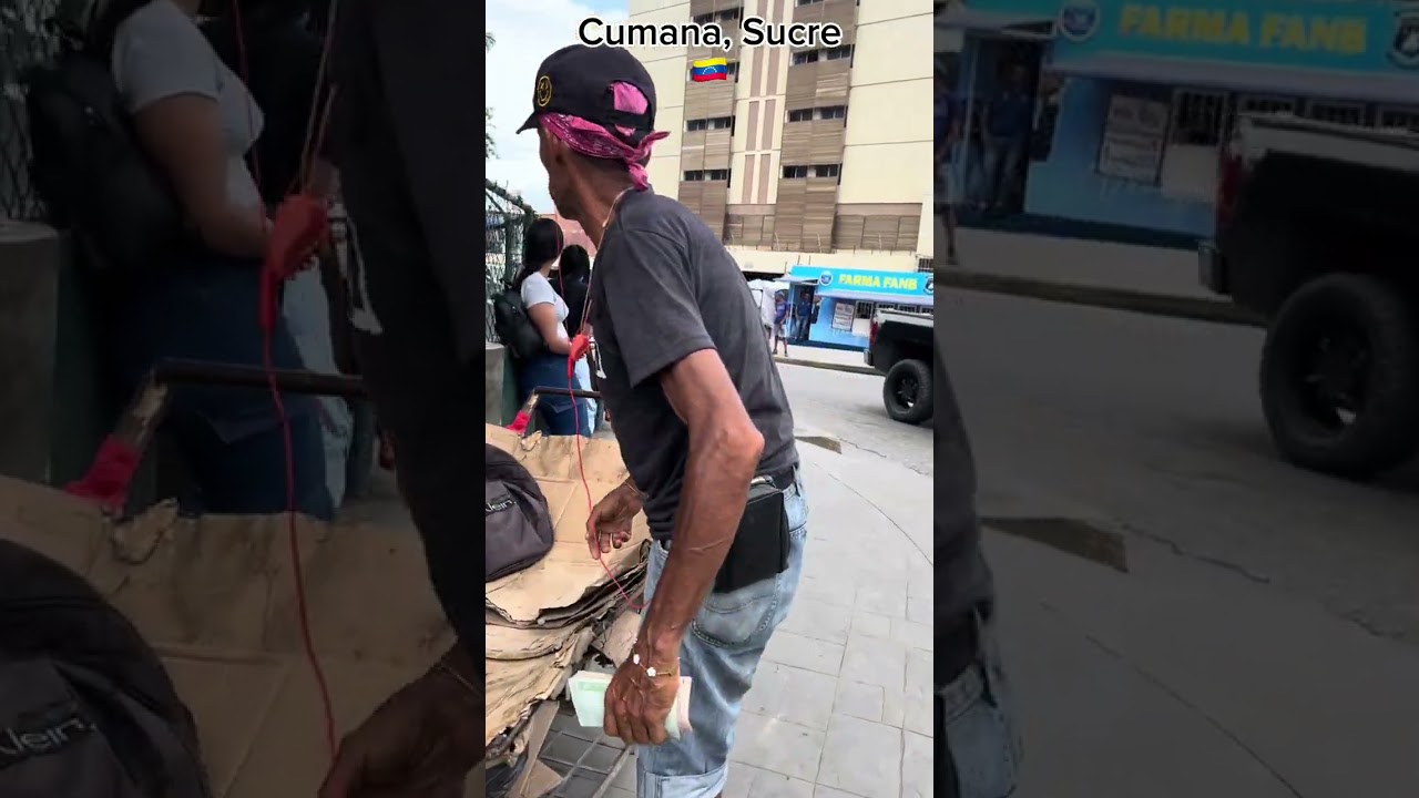 🇻🇪 A random corner in CUMANA downtown, VENEZUELA 