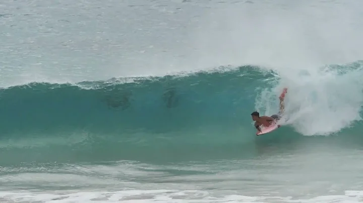 Sandy Beach, HI - Bodyboarding, Thanksgiving Day 2...