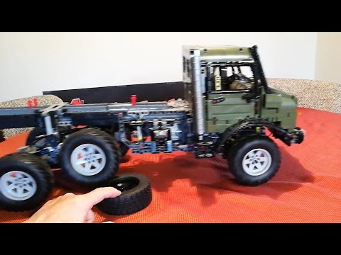 Lego MOC Mercedes Unimog Truck with Boomerang Suspension Climbing Obstacles