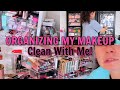 ORGANIZING MY MAKEUP ROOM! BIG CLEAN OUT!