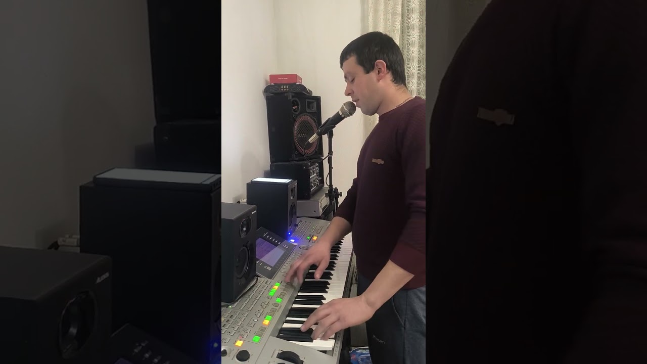 Там під Львівським Замком Cover 🎤🎹