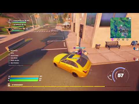 Playing fortnite with Codesters and a fan