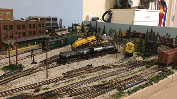 Model railroad - REA freight pickup HO 4x8 layout