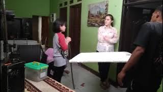 Download lagu Dibalik Layar FTv Pintu Berkah Indosiar Kisah Pemulung Tabah Yang Membawanya Menjadi Qoriah Part 2