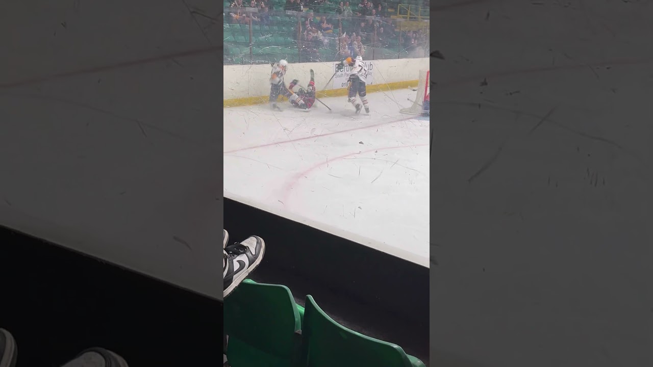 Whitley warriors v paisley pirates. Hillheads. 12.10.25. Body check and fall