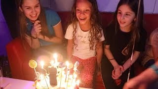 Big Papa Studio - ЕВА РОБОТ КУКУТИК - Кукутики отмечают День рождения Кукуробика Big Papa Studio - ЕВА РОБОТ КУКУТИК - Кукутики отмечают День рождения Кукуробика