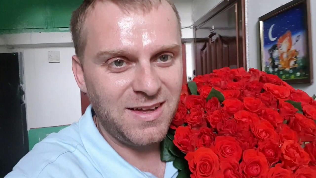 Юля одела слишком короткое платье...мама не одобрила этого... - YouTube