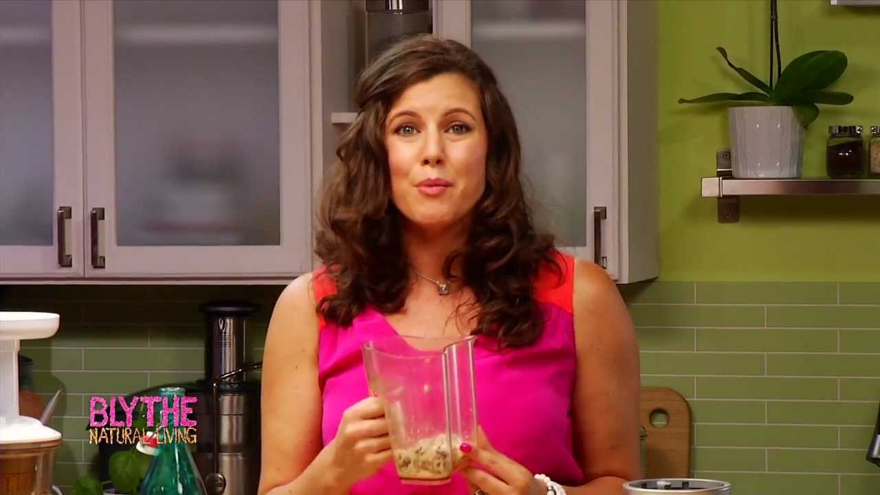 How to make FRESH Almond Milk and Hemp Milk in 1 Minute! - YouTube