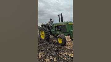 John Deere 4440 plowing #farmall51 #halfcenturyofprogress