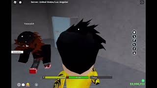 Raiding as a 2017 player on controller in da hood modded