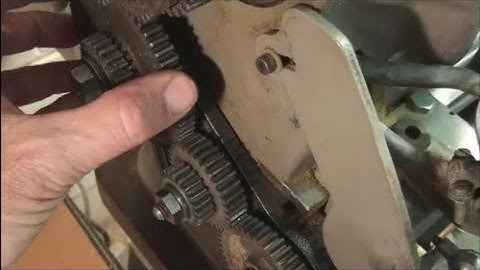 Cutting an Internal Thread on the Atlas Lathe, Part One - Setting up the Change Gears
