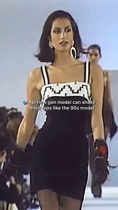 Modern era hip walk #fashion #shorts #runway #yasminwijnaldum #model