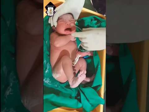 Stomach Wash Of A Very Beatyful Newborn Baby Boy #baby #beautiful#babyboy#newborn#cute#viral #shorts