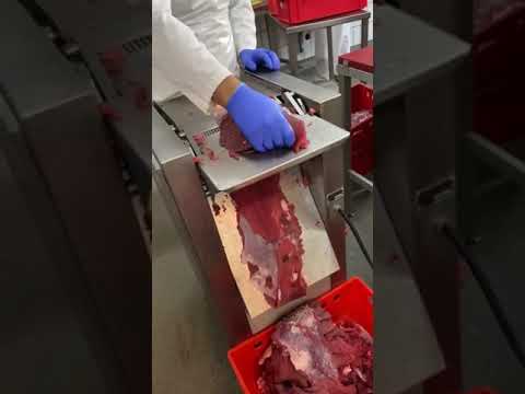ماكينة تقطيع لحوم سيخ الشاورما ٢