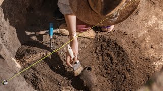 В Ашхабаде раскопали артефакты Средневековья
