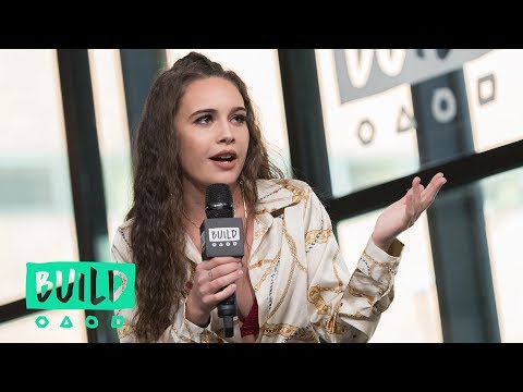 Video: Valor neto de Bea Miller: Wiki, casado, familia, boda, salario, hermanos