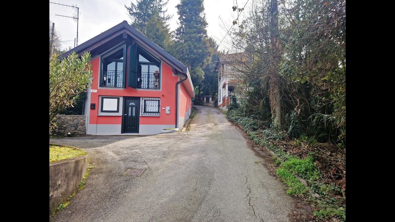 Villetta a due passi dal lago in vendita a Biandronno