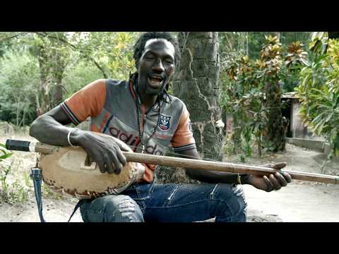 Watcha plays "Africa" - Jola akonting music from Senegal