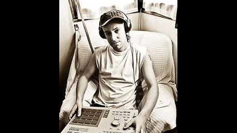 Dj Cruzfader mixtape ressurreiçao - Sam the kid