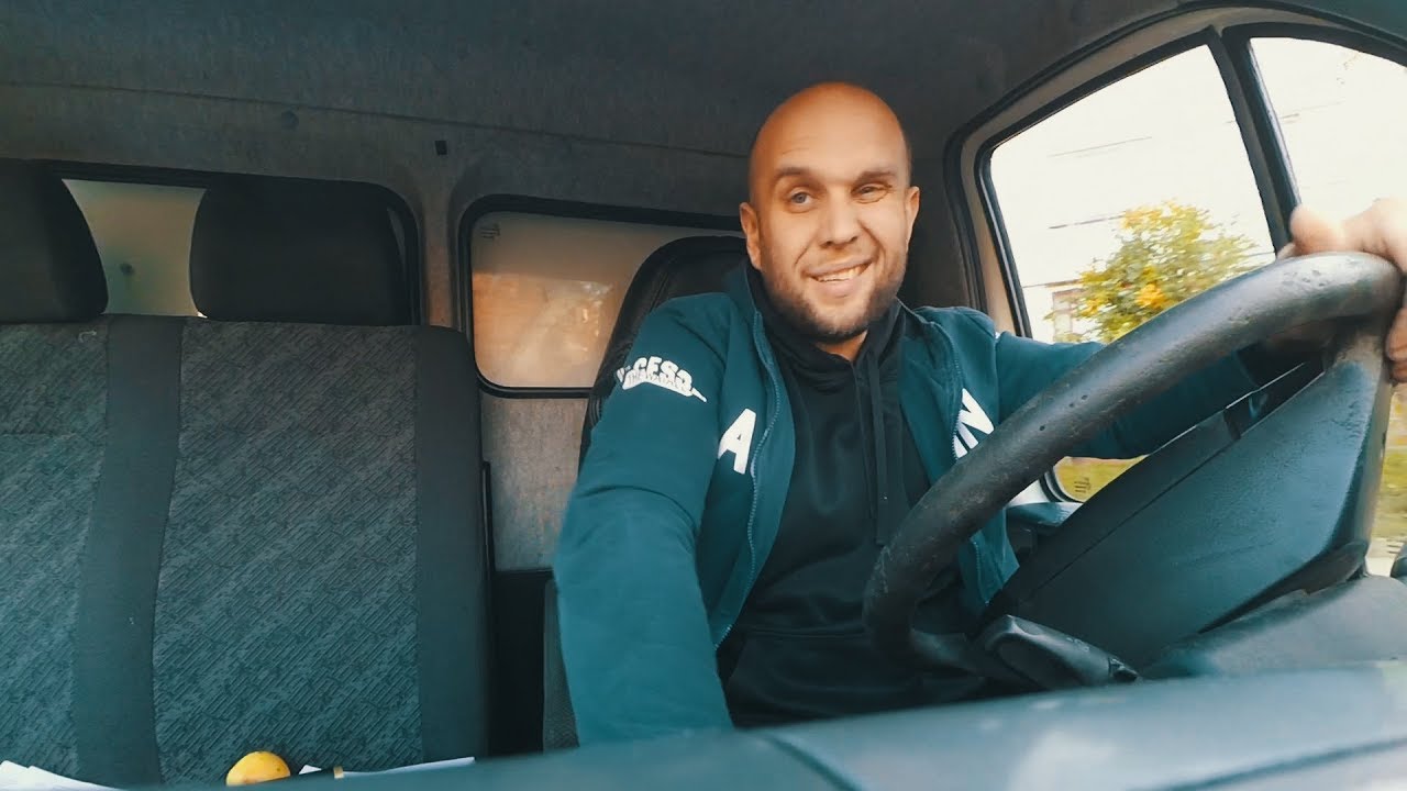 Молодой автолюбитель парамонов приобрел грузовик уаз и устроился работать