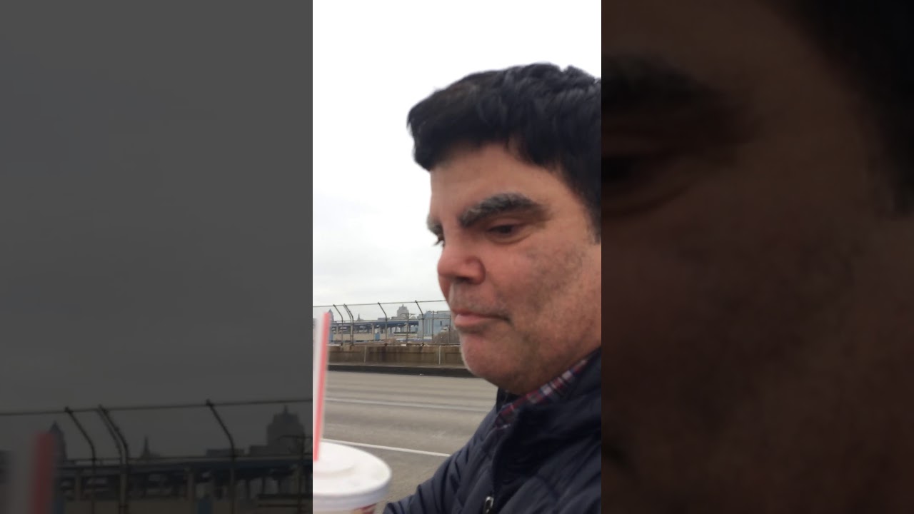 16th Street Bridge action while walking in the 16th st bridge