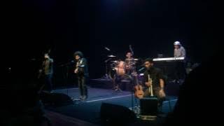 Payung Teduh live in Singapore - 'Akad'