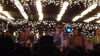 This is a (wobbly) hd video of the mighty bosstones live at middle
east in cambridge, ma on december 29, 2008. was night four hometown
thr...
