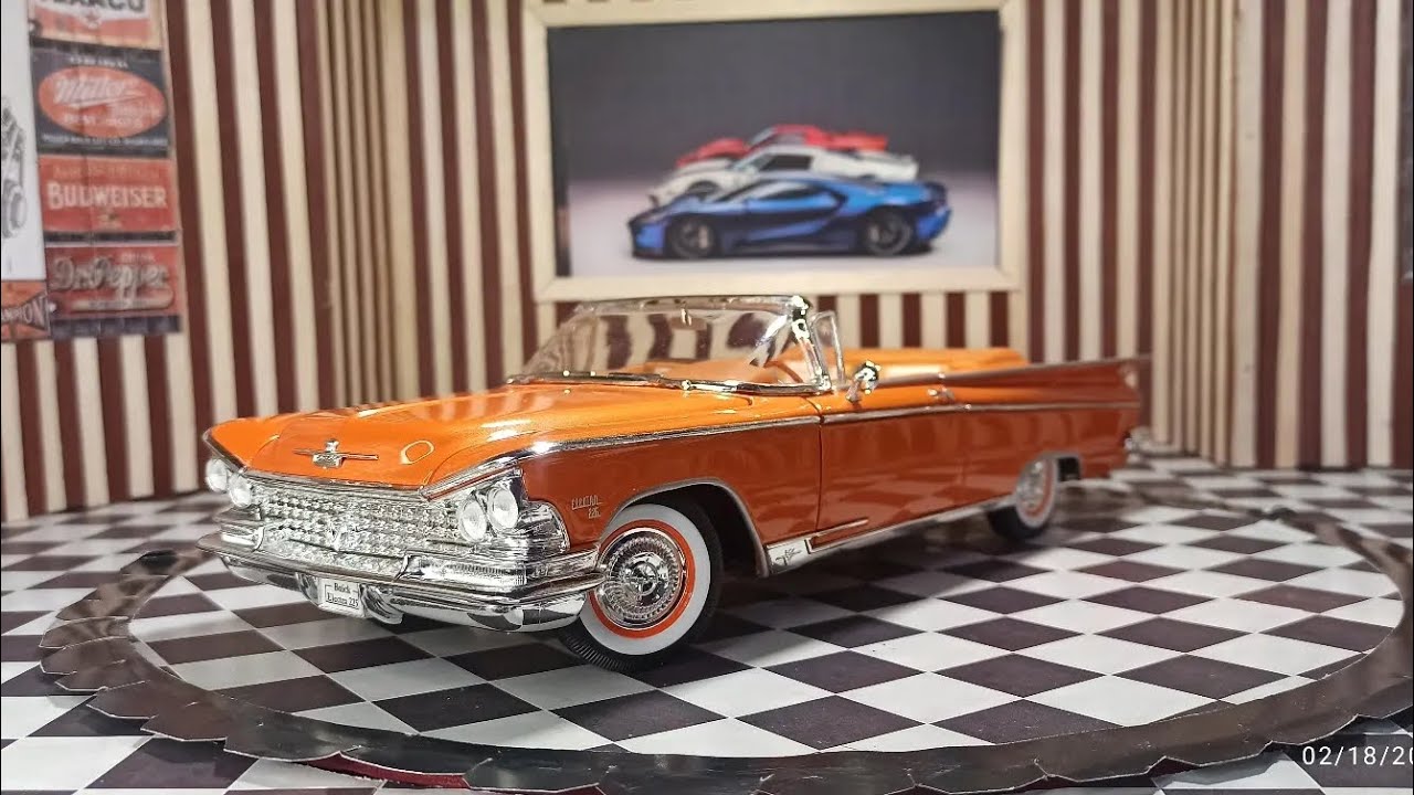 ROAD SIGNATURE Models ( lucky die cast ) 1:18 BUICK ELECTRA 226