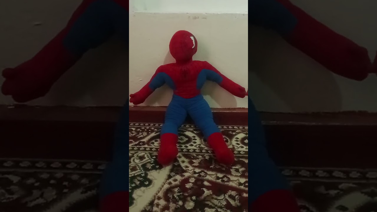 Название покинула чат 